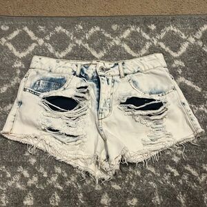 HIGHWAY JEAN SHORTS SIZE 3